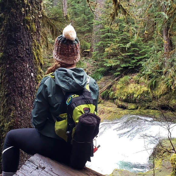 Meet your Posher, Rachel - Picture 3 of 9